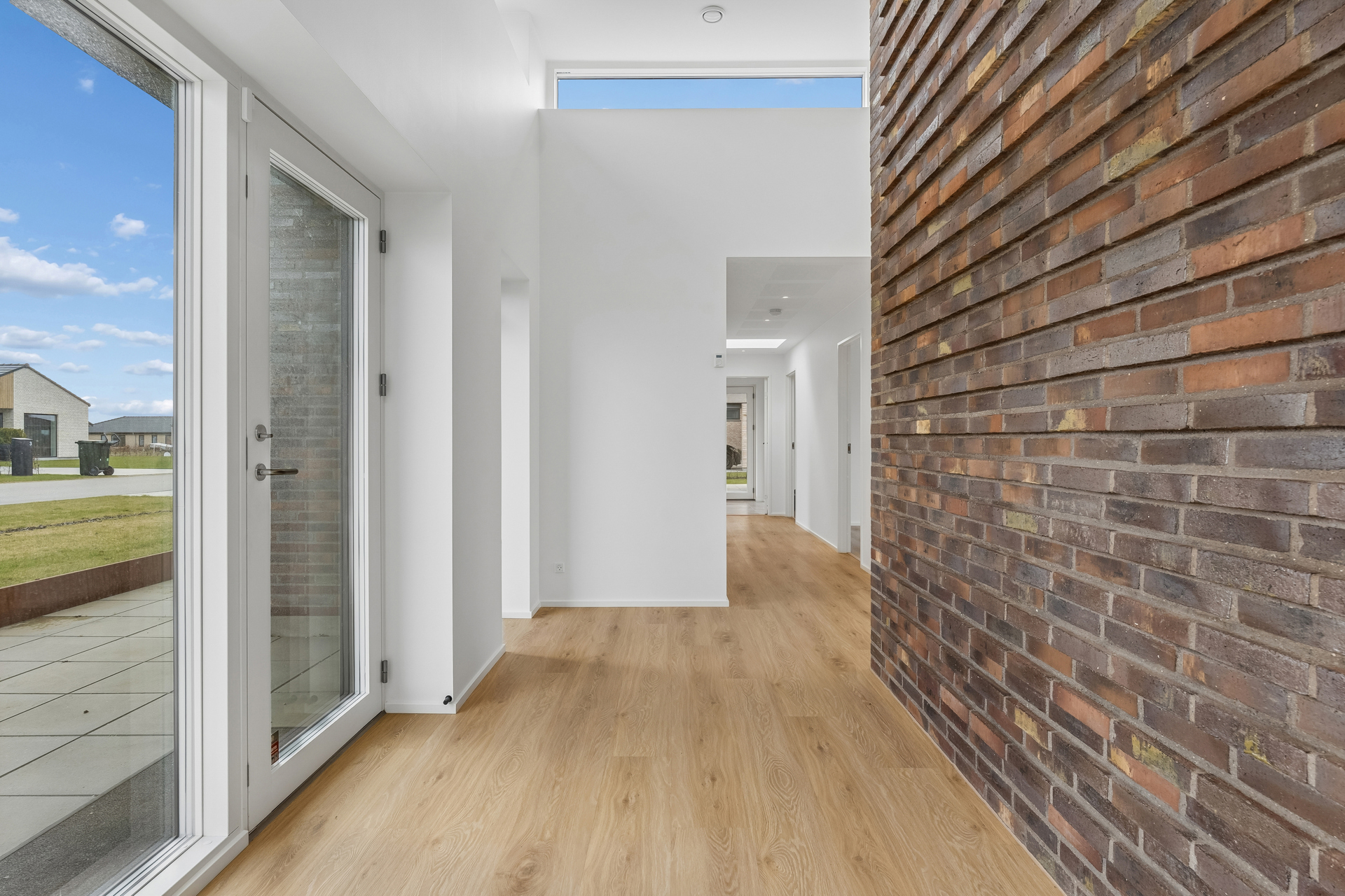 6280614-001-jpg-1920