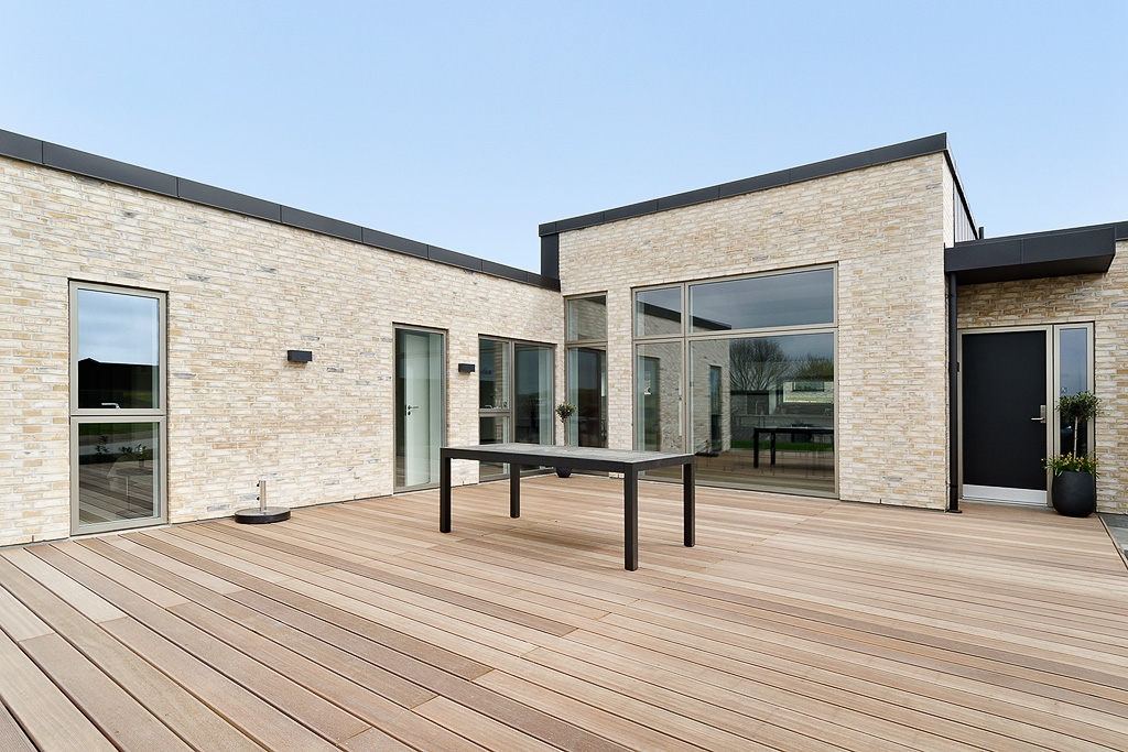 8414413_6-328-16_photo_web